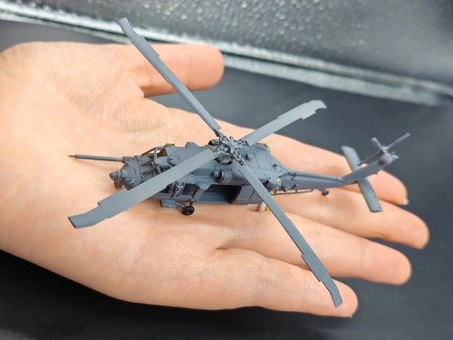 Elicottero falco nero 200 - falco, 1/200