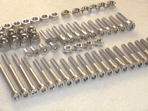 Kit 67x bulloni - , inox